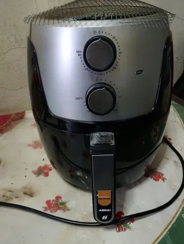 FRITADEIRA AIR FRYER BFR38 - Para conserto ou retirada de peças