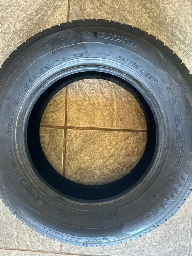 Vende-se pneu Dunlop Sp touning 185/70 R14 nunca rodado
