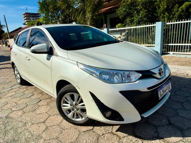 Toyota Yaris XL 1.3 Flex 16V 5P Aut. 2019