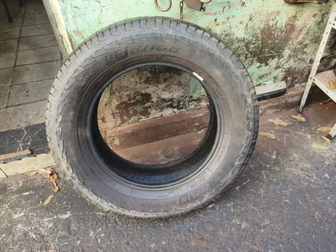 Pneu Michelin Aro 265/60R18