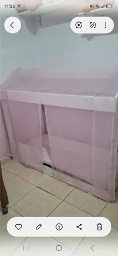 Vende-se uma cama infantil.
