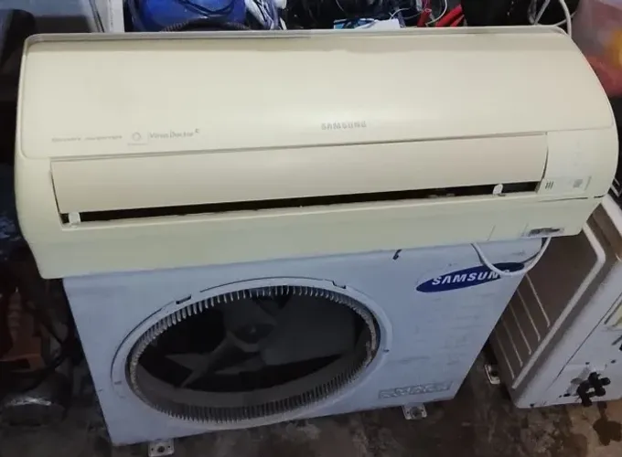 Split Samsung 9.000 quente e frio