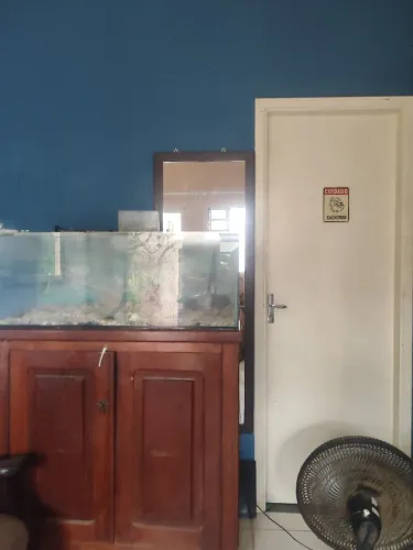 Vende se aquário com móvel