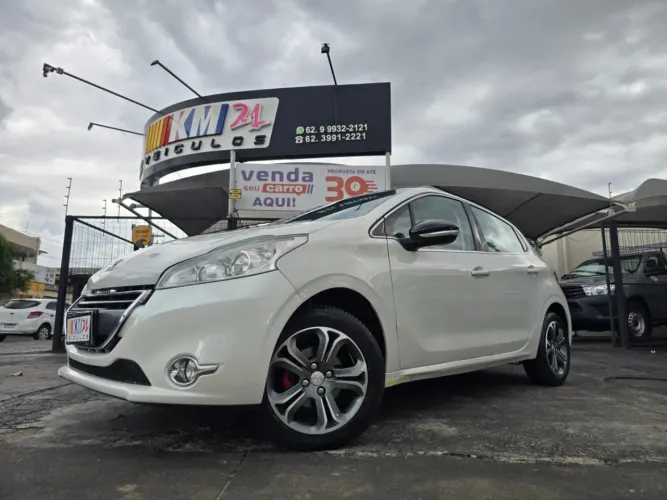Peugeot 208 Griffe 1.6 Flex 16V 5P Aut. 2015