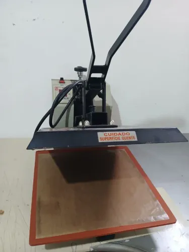 Prensa térmica placa 38x38 para estampar camisa