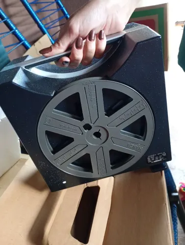 Projetor Yashica 8 pcn