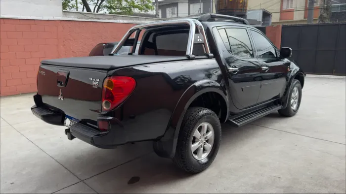 Mitsubishi L200 Triton HPE 3.5 CD V6 24V Flex Aut. 2012