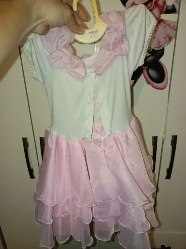 Rosa e branco veste 2 Anos