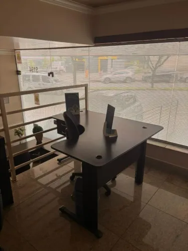 2 MESAS PARA ESCRITÓRIO