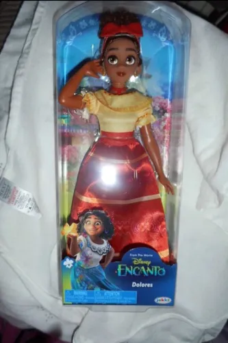 BONECA BARBIE DOLORES DISNEY ENCANTO FAMILIA MADRIGAL JACKKS NOVA LACRADA