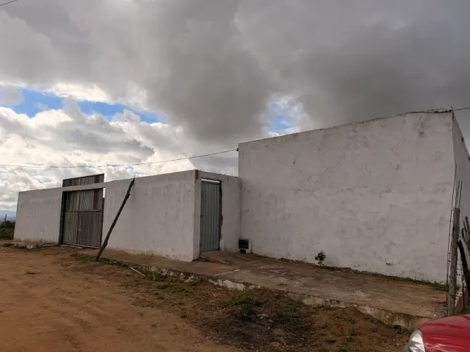 TERRENO TODO MURADO 20x50 EM TARTARUGA