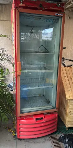 Geladeira expositora