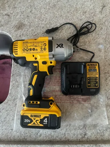 Parafusadeira Dewalt DFC 899