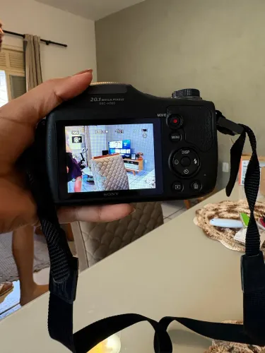 Câmera Sony DSC H300