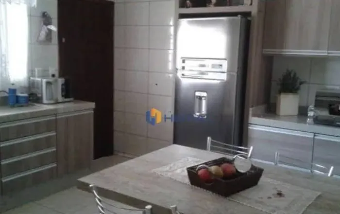 Sobrado com 3 dormitórios à venda, 194 m² por R$ 700.000,00 - Jardim Imperial - Maringá/PR