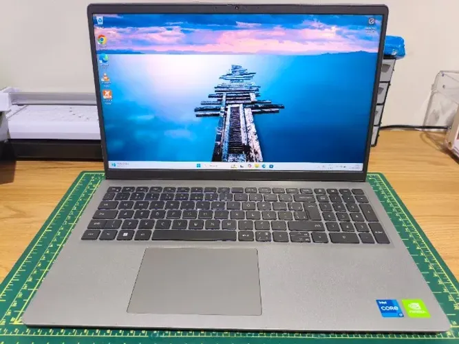 Notebook Dell Vostro i7 12°Geração, 16gb Ram, SSD 512gb, MX 550 Dedicada, Tela Full HD