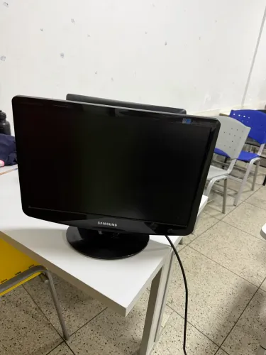 2 Monitores Samsung