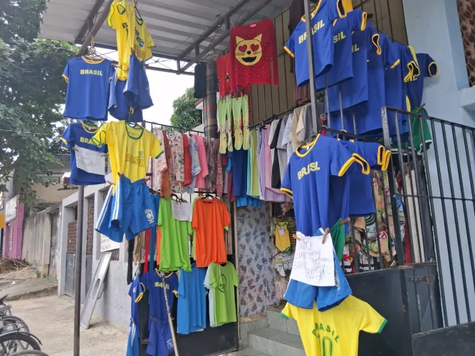 Roupas diversas em promoção,camisa brasil infantil por 12 reais