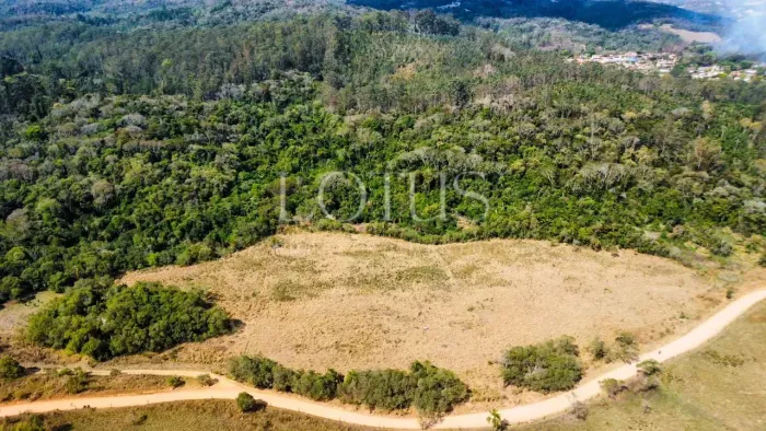 GARANTA UM LOTE EM UMA DAS ÁREAS MAIS TRANQUILAS DE ATIBAIA