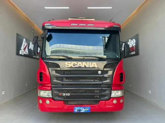 Scania P310 8x2 Bitruck - Ano 2014 - Impecável Caminhão de alta procedência, ideal para q
