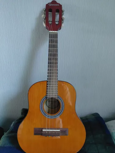 Cavaquinho Gianni CS-14 N novissímo em perfeitas condições