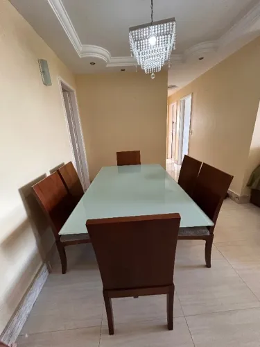Conjunto de mesa de jantar com 6 cadeiras 