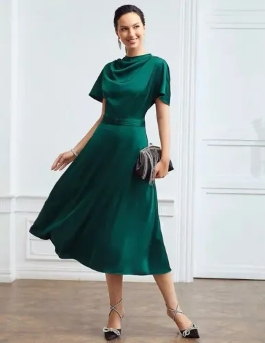 Vestido SHEIN MOTF