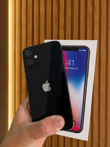IPHONE 12 COM 128GB DE MEMÓRIA.