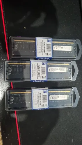 Memoria Kingston lacrada 8gb. 