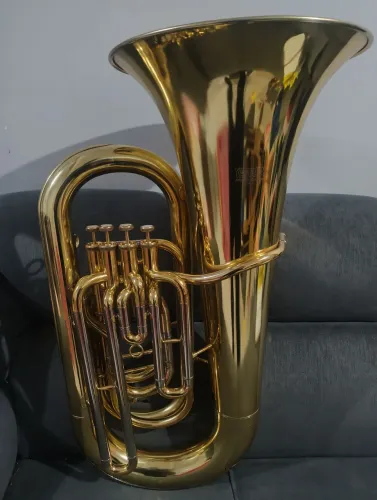 Tuba Yamaha YEB 321