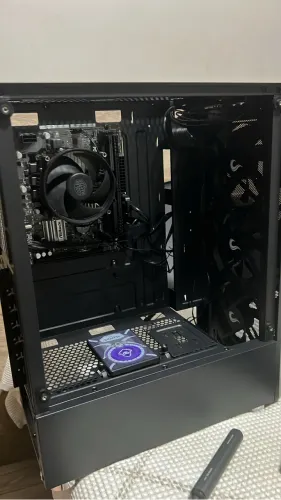 Montagem e Upgrade de Computadores