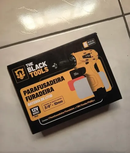 Parafusadeira e Furadeira Black Tools