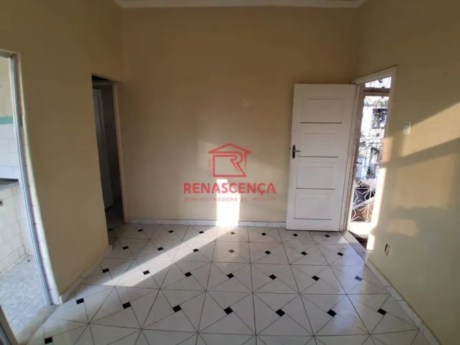 Apartamento de 2 Quartos em Olaria.