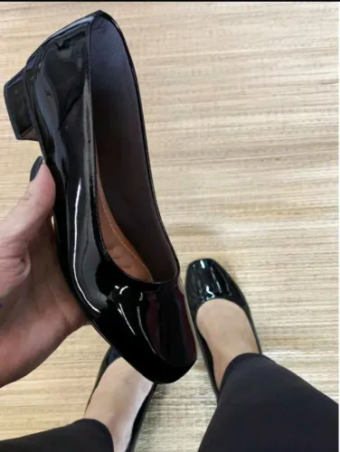 Vendo Sapatilha Preto Retrô Veniz Liso Novo TM 35