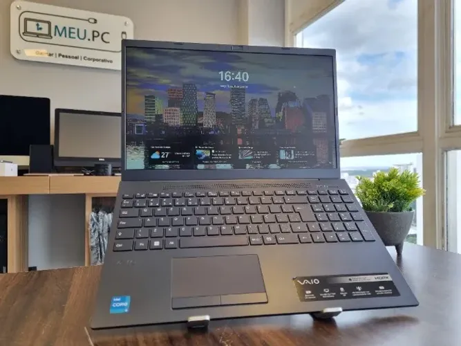 Notebook Vaio FE15 - Core I3 | 10ª Geração | 256GB SSD | 8GB DDR4 | 15.6"