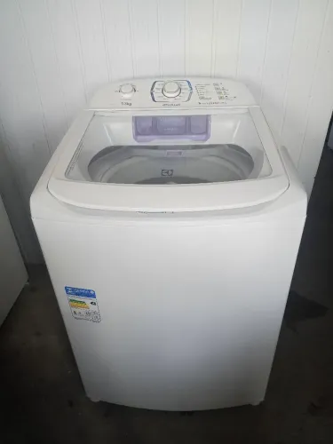 Máquina de lavar Electrolux de 13 kg