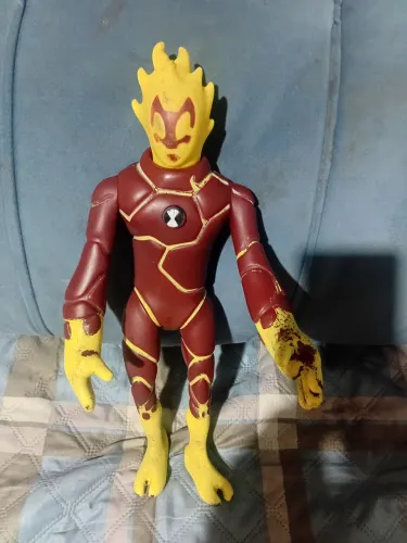 Vendo Boneco do bem 10 homem de fogo  