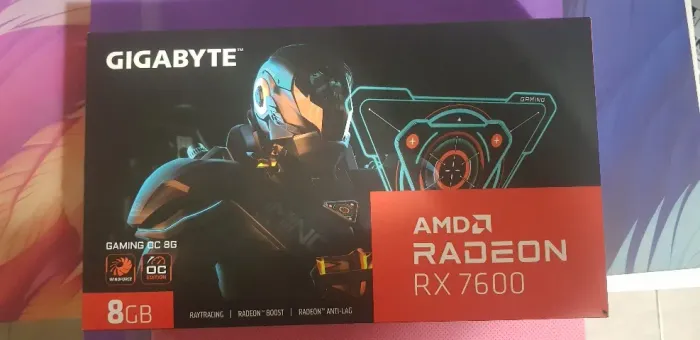 Placa RX 7600 Gaming Oc