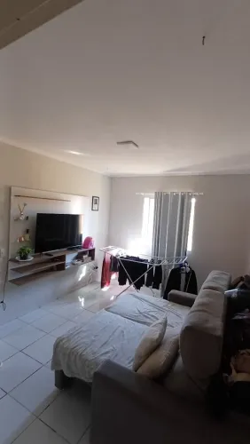 Aluga-se Apartamento