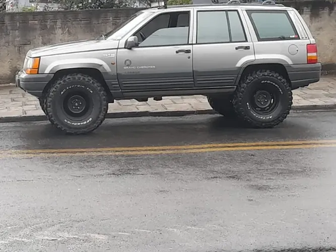 Jeep Grand Cherokee Laredo 4.0 Aut. 1998