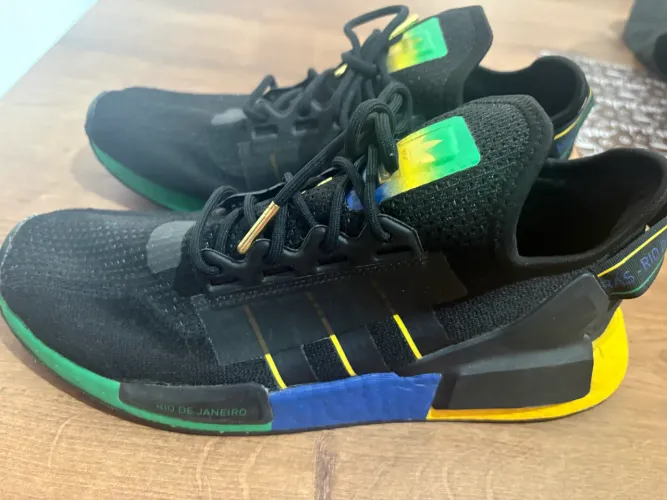 Tênis adidas NMD, masculino, tamanho 40, semi novo! R$ 400,00