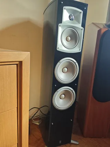 Caixas hi fi Yamaha