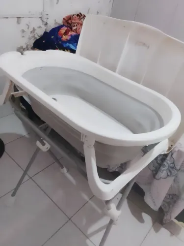 Banheira com trocador