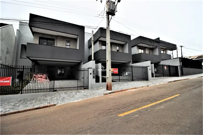 Excelente Sobrado com 03 Suites no Aristocrata