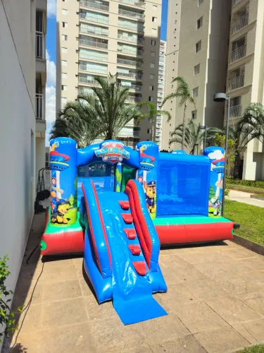 Brinquedo inflável