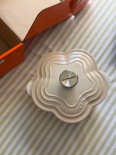 Panela Flor Le Creuset Meringue