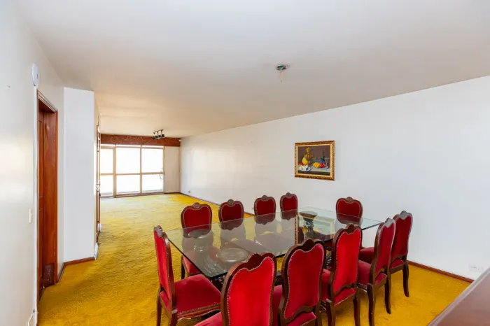 Apartamento para venda em Bom Retiro com 3 quartos, sendo 1 suíte, 254m²