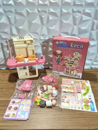 Cozinha Infantil de Brinquedo Rosa - 33 Peças com Luz e Geladeira