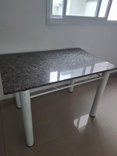 Mesa de granito