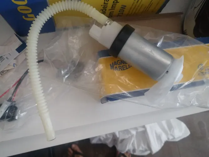 Bomba elétrica Corsa gol 1.6